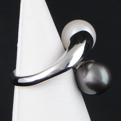 Bague Duo Perles Blanche et Noire