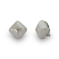 Boucles Clips d'oreilles cabochons perles blanches irisées 18mm