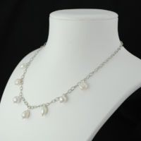 Collier Chaîne Perle Blanches Moderne