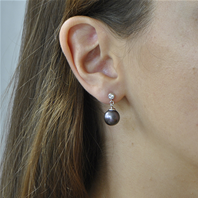 Boucles pendantes clous perles noires & oxyde zirconium