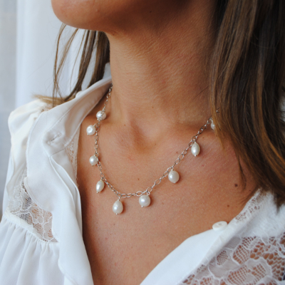 Collier Chaîne Perle Blanches Moderne