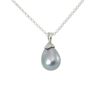 Pendentif Goutte Perle nacrée grise 10x14mm & finition Rhodiée
