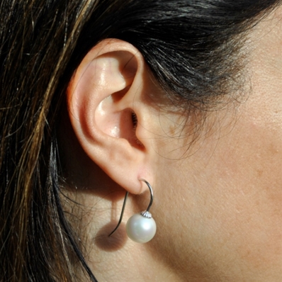 Boucles d'oreilles pendantes Crochets perles blanches 12mm