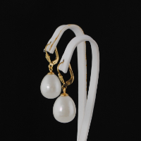 Dormeuse Perle Goutte Blanc Nacré