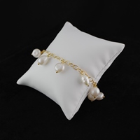 Bracelet Chaîne Dorée Perle Nacrée