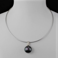 Collier Oméga Oxyde Grosse Perle Noire