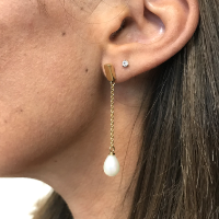 Boucle Chaine et Perle Goutte Pendante
