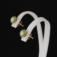 Boucles d'oreilles petites perles Vert Kaki