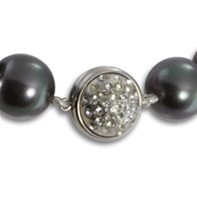 Collier perles noires 16 mm & fermoir magnétique Angelina